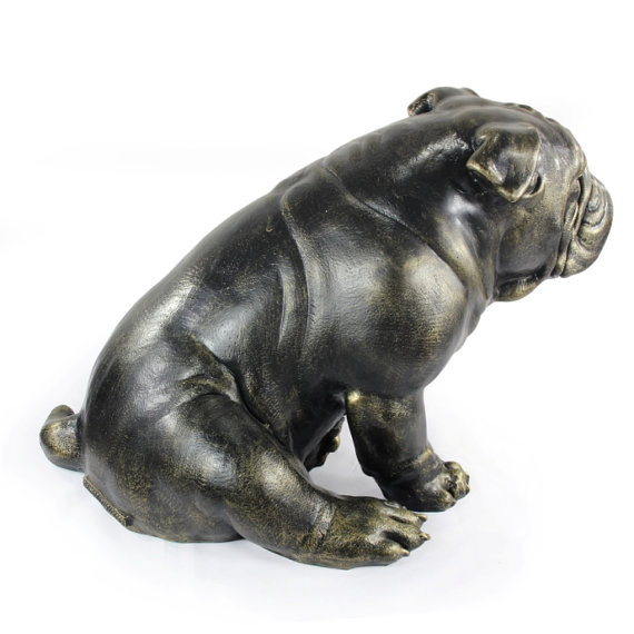 Escultura de Bulldog Inglés a tamaño natural
